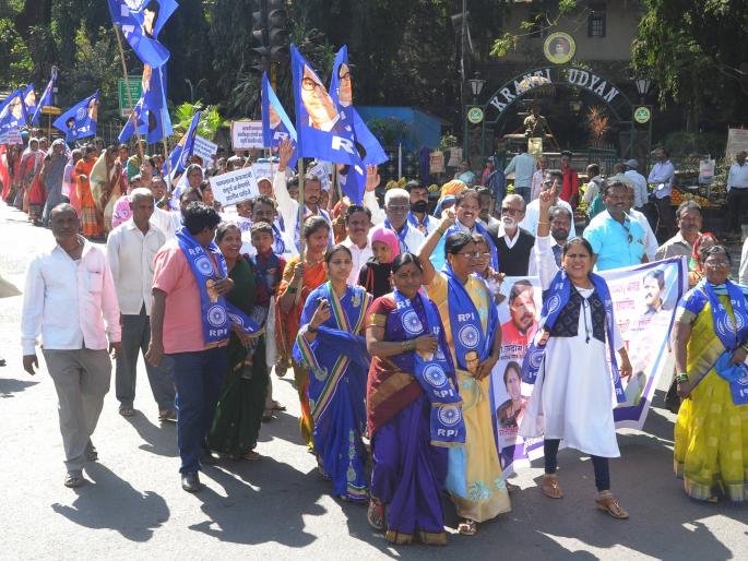 Finance companies must take action | फायनान्स कंपन्यांवर कारवाई झालीच पाहिजे Finance companies must take action | फायनान्स कंपन्यांवर कारवाई झालीच पाहिजे