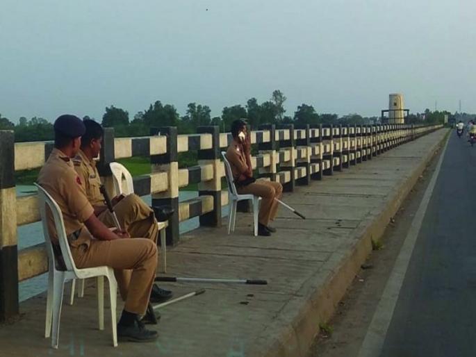 Changes in traffic on Thursday due to Maratha Kranti Morcha's 'sacrifice to self-sacrifice' agitation | मराठा क्रांती मोर्चाच्या 'बलीदान ते आत्मबलिदान' आंदोलनामुळे गुरुवारी वाहतुकीत बदल Changes in traffic on Thursday due to Maratha Kranti Morcha's 'sacrifice to self-sacrifice' agitation | मराठा क्रांती मोर्चाच्या 'बलीदान ते आत्मबलिदान' आंदोलनामुळे गुरुवारी वाहतुकीत बदल