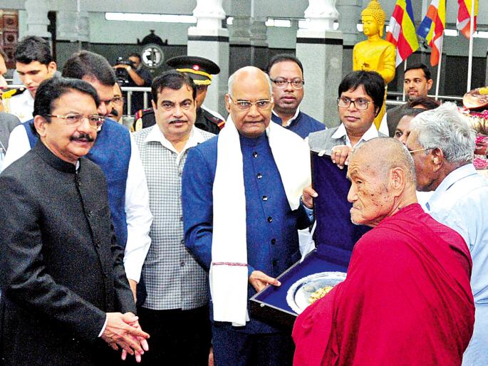 President Kovind's 21-minute work on Dikshabhoomabhoomi | राष्ट्रपती कोविंद यांची दीक्षाभूमीवरील २१ मिनिटे President Kovind's 21-minute work on Dikshabhoomabhoomi | राष्ट्रपती कोविंद यांची दीक्षाभूमीवरील २१ मिनिटे