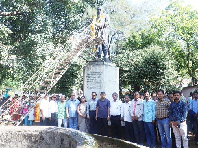 Students should take the initiative in the plastic free movement | विद्यार्थ्यांनी प्लास्टिकमुक्त चळवळीत पुढाकार घ्यावा : डॉ. कलशेट्टी Students should take the initiative in the plastic free movement | विद्यार्थ्यांनी प्लास्टिकमुक्त चळवळीत पुढाकार घ्यावा : डॉ. कलशेट्टी