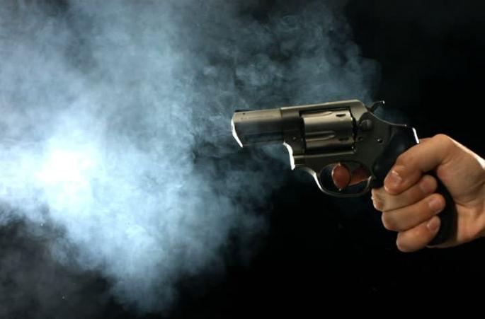 Shocking! Suicide of a soldier who shot his pregnant wife; Incidents in Pulgaon | धक्कादायक! गर्भवती पत्नीवर गोळ्या झाडून हत्या जवानाची आत्महत्या; पुलगावातील घटना