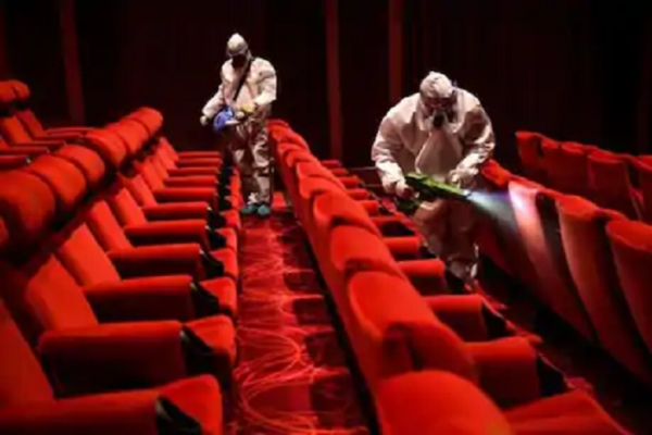 Behind the closure decision; The theater in Solapur will start on October 22 | बंदचा निर्णय मागे; सोलापुरातील थिएटर २२ ऑक्टोबर रोजी होणार सुरू Behind the closure decision; The theater in Solapur will start on October 22 | बंदचा निर्णय मागे; सोलापुरातील थिएटर २२ ऑक्टोबर रोजी होणार सुरू