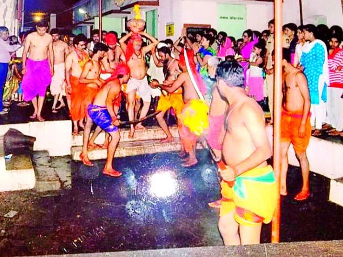'Khapri' on Pingaladevi fort today | पिंगळादेवी गडावर आज 'खापरी' 'Khapri' on Pingaladevi fort today | पिंगळादेवी गडावर आज 'खापरी'