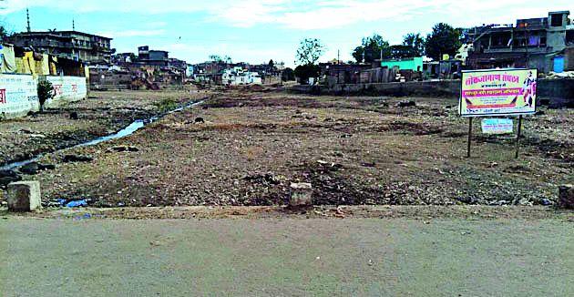 Cleanliness of Shanoor River | शहानूर नदीची केली स्वच्छता Cleanliness of Shanoor River | शहानूर नदीची केली स्वच्छता