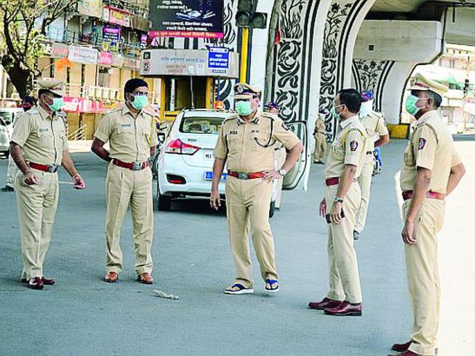 Spontaneous 'corona' closure! | स्वयंस्फूर्त ‘कोरोना’बंदी ! Spontaneous 'corona' closure! | स्वयंस्फूर्त ‘कोरोना’बंदी !