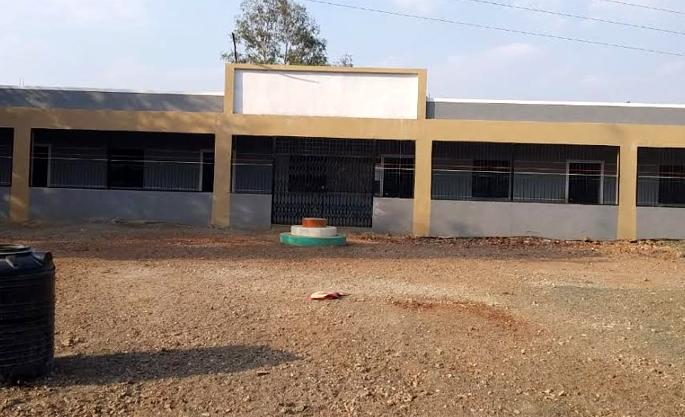 Where the mother taught, the school was built by her own self | जेथे आईने शिकवले, ती शाळा बांधली स्वखर्चाने Where the mother taught, the school was built by her own self | जेथे आईने शिकवले, ती शाळा बांधली स्वखर्चाने