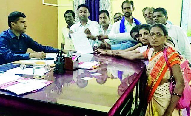 List of food security schemes | अन्न सुरक्षा योजनेच्या यादीत घोळ List of food security schemes | अन्न सुरक्षा योजनेच्या यादीत घोळ