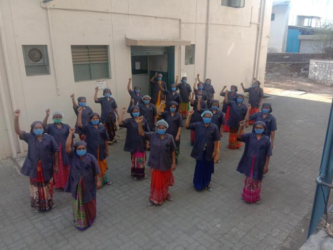 Movement against the government on behalf of CITU | सीटूच्या वतीने सरकारच्या विरोधात आंदोलन Movement against the government on behalf of CITU | सीटूच्या वतीने सरकारच्या विरोधात आंदोलन