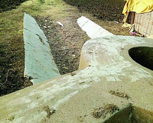 Farmers' disappointment from Pakdiguddam project | पकडीगुड्डम प्रकल्पाकडून शेतकऱ्यांची निराशा Farmers' disappointment from Pakdiguddam project | पकडीगुड्डम प्रकल्पाकडून शेतकऱ्यांची निराशा