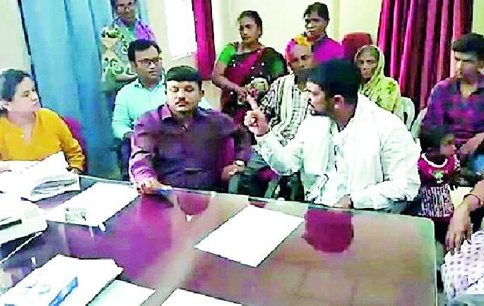 Take action against guilty doctors | दोषी डॉक्टरांवर कारवाई करा