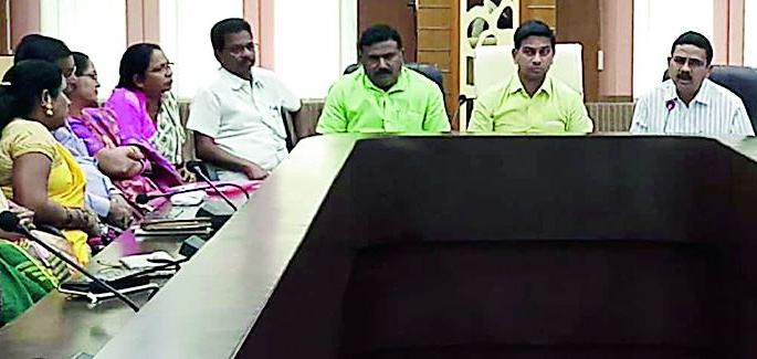 Effectively implement the schemes of weaker sections | दुर्बल घटकांच्या योजना प्रभावीपणे राबवा