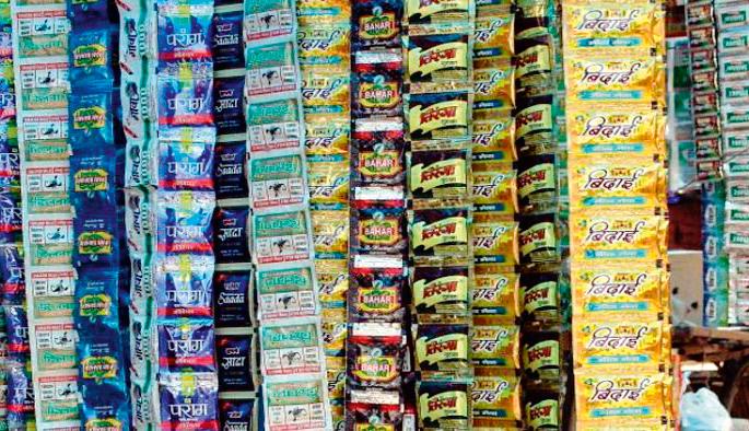 Game of public health from profiteering | नफेखोरीतून जनतेच्या आरोग्याशी खेळ Game of public health from profiteering | नफेखोरीतून जनतेच्या आरोग्याशी खेळ