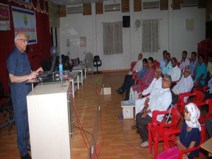 There is no alternative without modern medicines - | आधुनिक औषधांशिवाय पर्याय नाही - धुळ्यातील चर्चासत्रातील सूर There is no alternative without modern medicines - | आधुनिक औषधांशिवाय पर्याय नाही - धुळ्यातील चर्चासत्रातील सूर
