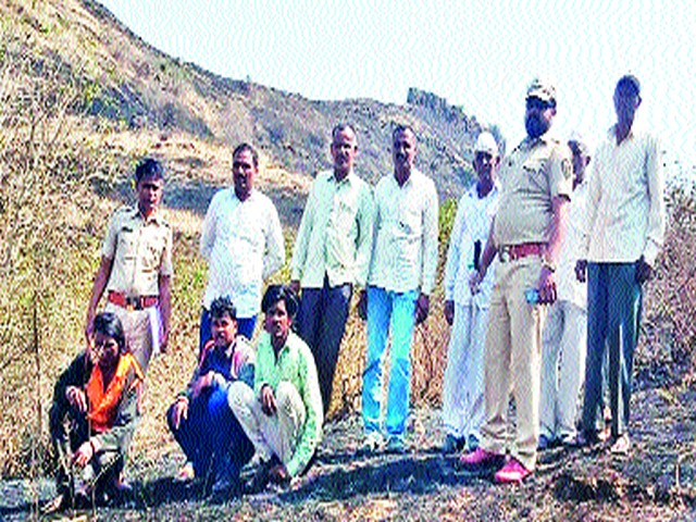 Nickel forest fire | निकवेल वनक्षेत्राला आग Nickel forest fire | निकवेल वनक्षेत्राला आग