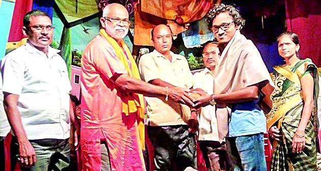 Tulsi Saharichi painting fir | तुळशी सहारेची चित्रकलेत भरारी