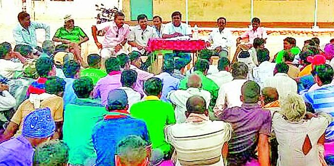 Third round of renal failure | तिसऱ्यांदा तेंदू फेरलिलाव रद्द Third round of renal failure | तिसऱ्यांदा तेंदू फेरलिलाव रद्द