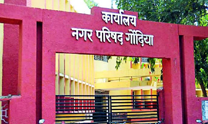 In the dark of the Contract Employees | कंत्राटी कर्मचाऱ्यांचे सणवार अंधारात