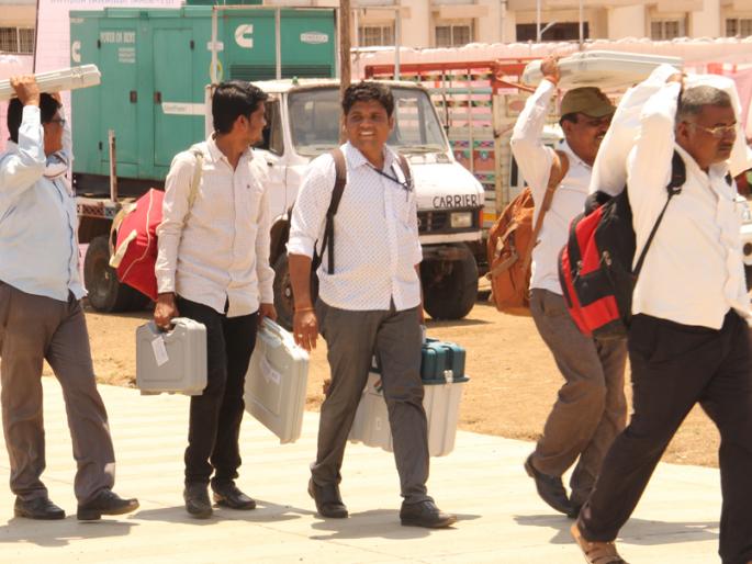 Opinion poll will given by voters today! | मतदारराजा आज देणार महाकौल!