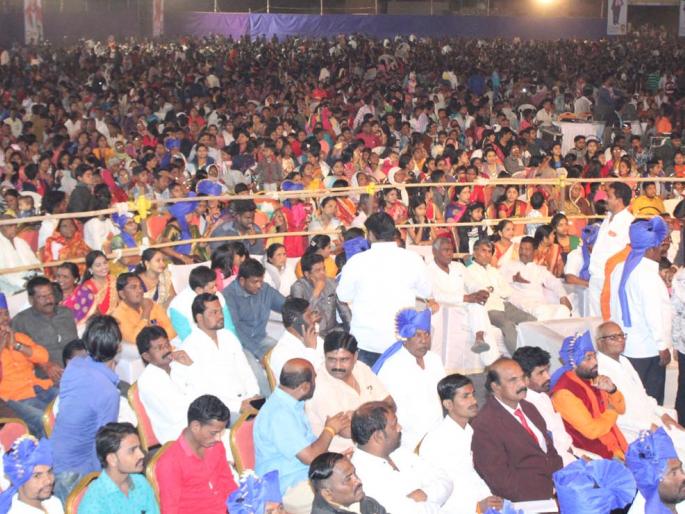 Adarsha Shinde impressed audience | आदर्श शिंदेनी जिंकली मने