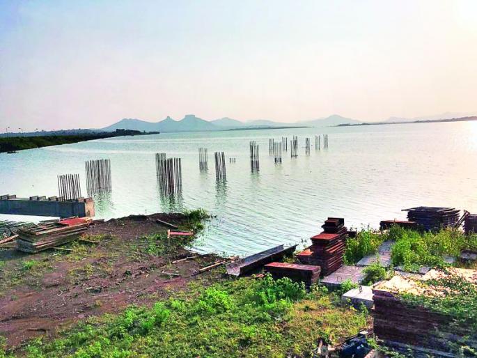 Commissioner's opinion: Expenditure on 'Mukne' is not necessary in the distribution system | आयुक्तांचे मत : वितरण व्यवस्थेवर विचार आवश्यक गरज नसताना ‘मुकणे’वर खर्च Commissioner's opinion: Expenditure on 'Mukne' is not necessary in the distribution system | आयुक्तांचे मत : वितरण व्यवस्थेवर विचार आवश्यक गरज नसताना ‘मुकणे’वर खर्च