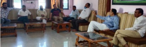 The price of papaya has dropped sharply to Rs 7 11 paise | पपई दराचा तिढा सुटला ७ रुपये ११ पैसे दर निश्चित The price of papaya has dropped sharply to Rs 7 11 paise | पपई दराचा तिढा सुटला ७ रुपये ११ पैसे दर निश्चित