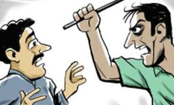 Sub-clergyman's husband's clerical clergyman abducted | उपनगराध्यक्षांच्या पतीची पालिकेच्या लिपिकास शिवीगाळ Sub-clergyman's husband's clerical clergyman abducted | उपनगराध्यक्षांच्या पतीची पालिकेच्या लिपिकास शिवीगाळ