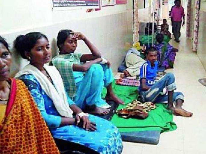 The plight of citizens due to lack of competent medical care | सक्षम वैद्यकीय सेवा नसल्याने नागरिकांचे हाल The plight of citizens due to lack of competent medical care | सक्षम वैद्यकीय सेवा नसल्याने नागरिकांचे हाल