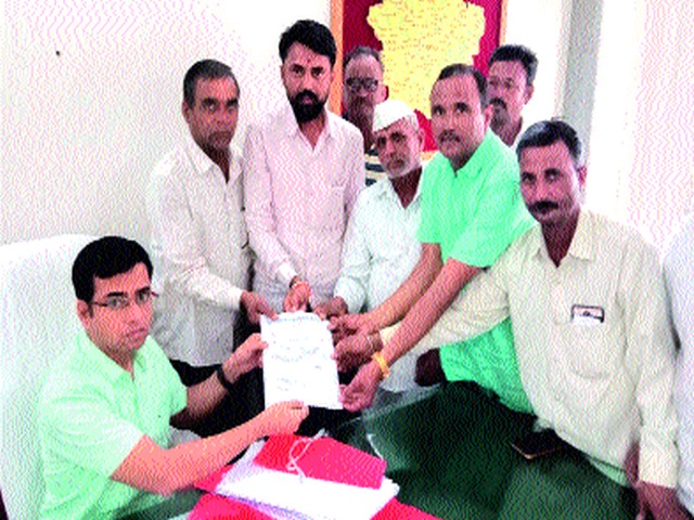 Resolution on illegal sand dune | अवैध वाळू उपशाबाबत ठराव Resolution on illegal sand dune | अवैध वाळू उपशाबाबत ठराव