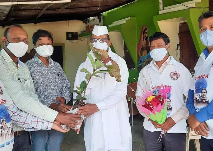 The water problem of the people in the tribal areas persists | आदिवासी भागातील जनतेची पाणी समस्या कायम The water problem of the people in the tribal areas persists | आदिवासी भागातील जनतेची पाणी समस्या कायम