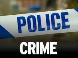 Two injured, two injured in response to obscene gestures; Crime on both | अश्लील इशाऱ्याचा जाब विचारणाऱ्या दोघांवर वार, दोघे जखमी; दोघांवर गुन्हा