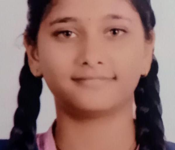 Purva Patil tops 10th in Erandol taluka due to increased marks of the board | बोर्डाच्या वाढीव गुणांमुळे पूर्वा पाटील एरंडोल तालुक्यात दहावीत अव्वल Purva Patil tops 10th in Erandol taluka due to increased marks of the board | बोर्डाच्या वाढीव गुणांमुळे पूर्वा पाटील एरंडोल तालुक्यात दहावीत अव्वल
