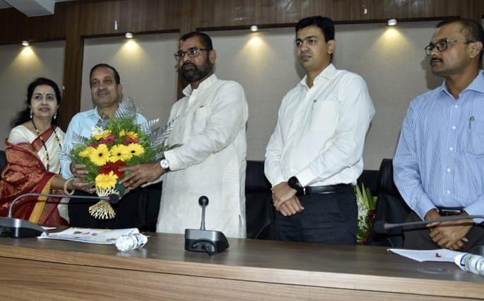 Promoting development of Sangli district during Kalam period: Sadabhau Khot | काळम यांच्या कालावधीत सांगली जिल्ह्याच्या विकासाला चालना : सदाभाऊ खोत