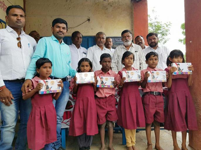 Gorevadi school gets 'tab school' | गोरेवाडी शाळेला मिळाला ‘टॅब शाळा’ होण्याचा लौकिक