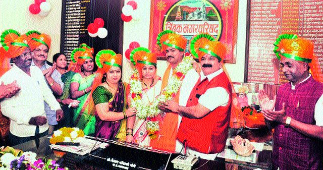 Kailas Chotha, who is in charge of Trimbak City Council | त्र्यंबक नगर परिषदेच्या प्रभारी अध्यक्षपदी कैलास चोथे