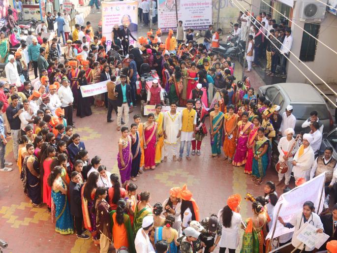 Crowding for community awareness | समाज जागृतीसाठी गावफेरी Crowding for community awareness | समाज जागृतीसाठी गावफेरी