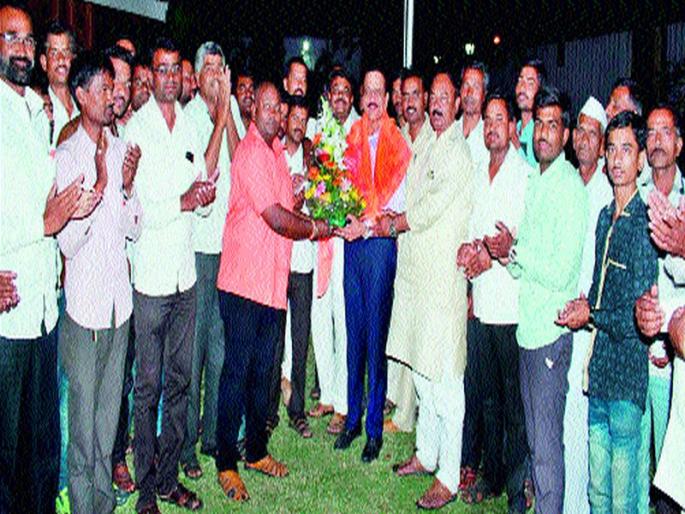 Meeting in the Ministry on pending issues Girish Mahajan: BJP assured the delegation | प्रलंबित प्रश्नांवर मंत्रालयात बैठक गिरीश महाजन : भाजपा शिष्टमंडळाला आश्वासन Meeting in the Ministry on pending issues Girish Mahajan: BJP assured the delegation | प्रलंबित प्रश्नांवर मंत्रालयात बैठक गिरीश महाजन : भाजपा शिष्टमंडळाला आश्वासन