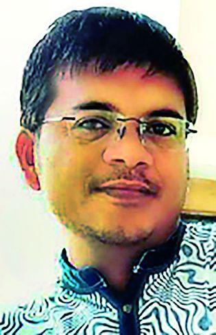 Pangri police killed Patil in an accident | पांगरीचे पोलीस पाटील अपघातात ठार