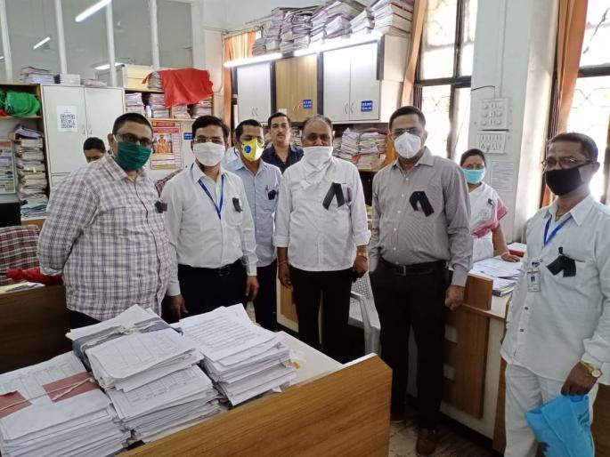 Workers, employees protested against the central government | कामगार, कर्मचाऱ्यांनी केला केंद्र सरकारचा निषेध Workers, employees protested against the central government | कामगार, कर्मचाऱ्यांनी केला केंद्र सरकारचा निषेध