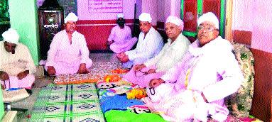 Launch of the Fun Shokane Chakra and the Vocabulary | मौजे सुकेणेला चक्र धर व्याख्यानमालेस प्रारंभ Launch of the Fun Shokane Chakra and the Vocabulary | मौजे सुकेणेला चक्र धर व्याख्यानमालेस प्रारंभ