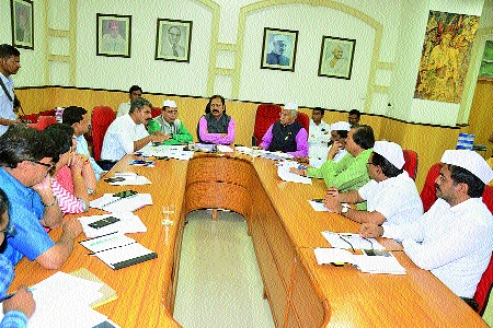 Aurangabad's trash made 'game'! | औरंगाबादेत कचऱ्याचा ‘खेळ’ मांडला! Aurangabad's trash made 'game'! | औरंगाबादेत कचऱ्याचा ‘खेळ’ मांडला!