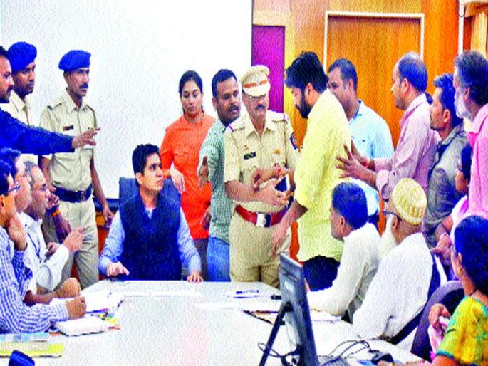 'Sweet' shock after the 'bitter' incident | ‘कडू’ घटनेनंतर ‘गोड’ धक्के 'Sweet' shock after the 'bitter' incident | ‘कडू’ घटनेनंतर ‘गोड’ धक्के