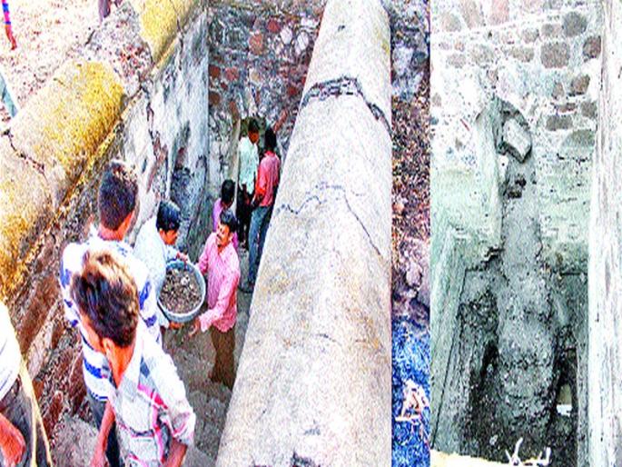 Hydroelectric cleanliness | जलदिनी केली कंधाणेतील ऐतिहासिक बारवची स्वच्छता  Hydroelectric cleanliness | जलदिनी केली कंधाणेतील ऐतिहासिक बारवची स्वच्छता