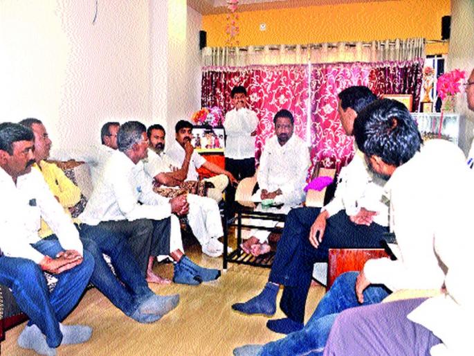 Harishchandra Chavan's ticket was cut? | हरिश्चंद्र चव्हाण यांचे तिकीट का कापले? Harishchandra Chavan's ticket was cut? | हरिश्चंद्र चव्हाण यांचे तिकीट का कापले?