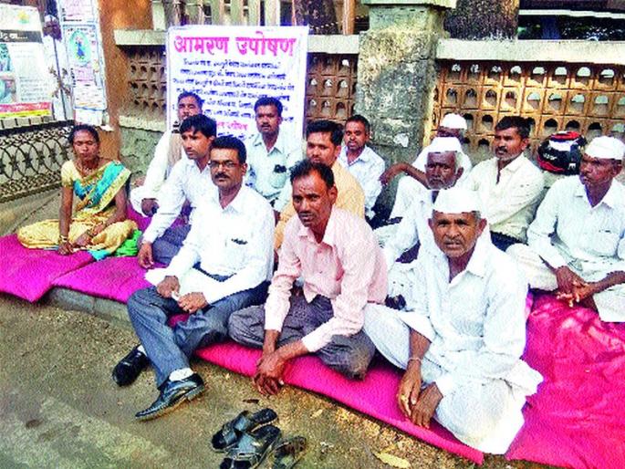Politics from the toilets at Pimpalgaon More | पिंपळगाव मोर येथे शौचालयावरून राजकारण Politics from the toilets at Pimpalgaon More | पिंपळगाव मोर येथे शौचालयावरून राजकारण