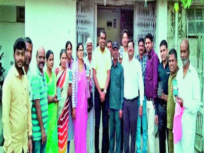 Indian post bank debut in rural areas | ग्रामीण भागात इंडिया पोस्ट बॅँकेचे पदार्पण  Indian post bank debut in rural areas | ग्रामीण भागात इंडिया पोस्ट बॅँकेचे पदार्पण