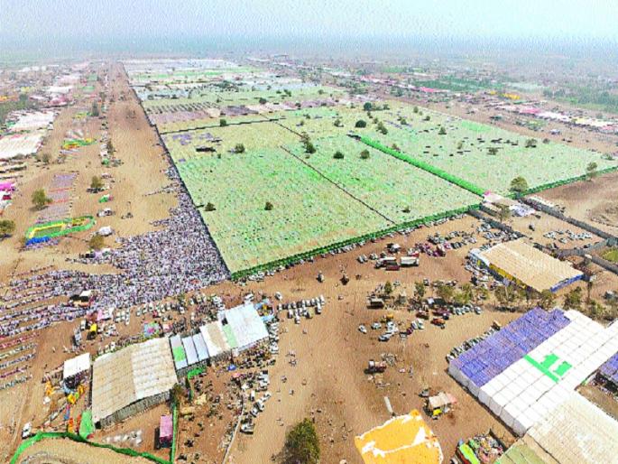 Millions of friends from Zuma to Namaz | जुमाच्या नमाजला लाखोंची उपस्थिती