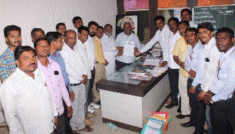 Will the English school in Jalna deny free admission? | ...तर जालन्यातील इंग्रजी शाळा मोफत प्रवेश नाकारणार ?