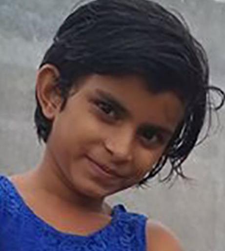 Due to the slaughter of the slips, it is not enough to bury the brother | पणतीने घात केल्याने आव्हाण्यात पेटली नाही भाऊबिजेला पणती