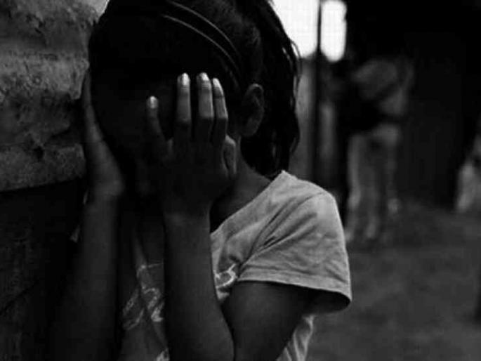 Minor girl tortured on a lodge in Nagpur | नागपुरात लॉजवर नेऊन अल्पवयीन मुलीवर अत्याचार Minor girl tortured on a lodge in Nagpur | नागपुरात लॉजवर नेऊन अल्पवयीन मुलीवर अत्याचार