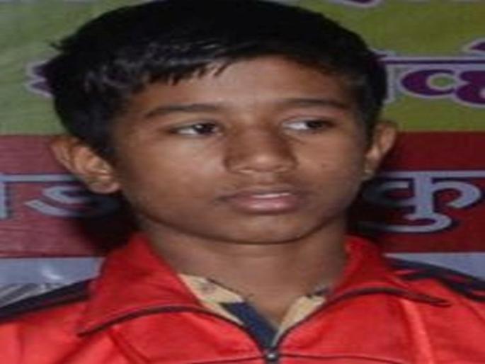 National Women wrestle in Dhule | धुळ्यातील कष्टकऱ्यांची मुले झाली राष्ट्रीय कुस्तीपटू National Women wrestle in Dhule | धुळ्यातील कष्टकऱ्यांची मुले झाली राष्ट्रीय कुस्तीपटू